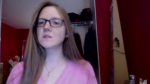 Snapshot of angelicangel3 chatting on March 12, 2025, 12:31 am AngelicAngel online show from March 12, 2025, 12:31 am