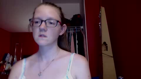 Snapshot of angelicangel3 chatting on October 7, 2025, 5:59 am AngelicAngel online show from October 7, 2025, 5:59 am