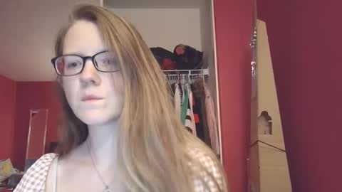 AngelicAngel online show from May 3, 2026, 6:08 am