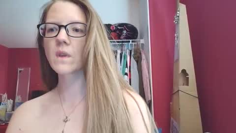 AngelicAngel online show from May 28, 2026, 4:59 pm