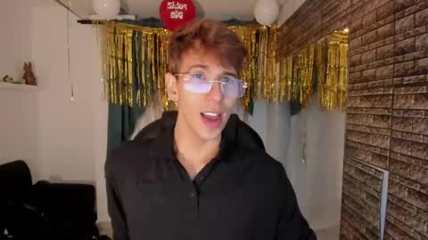 Snapshot of angelicious_boy chatting on September 19, 2025, 3:41 am ANGELICIOUS online show from September 19, 2025, 3:41 am