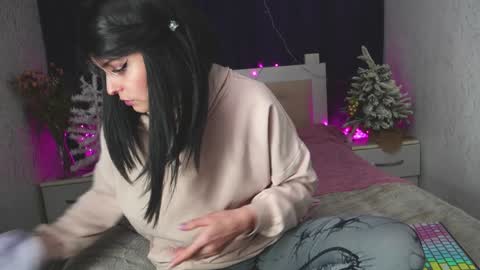 Angelika Rouge online show from January 5, 2025, 3:55 pm