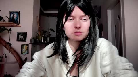 Angelika Rouge online show from November 3, 2025, 6:47 am