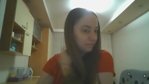 Snapshot of angelina_26 chatting on November 14, 2025, 10:29 pm Angelina 26 online show from November 14, 2025, 10:29 pm