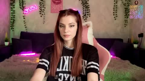 Snapshot of angelina_charm chatting on May 19, 2026, 6:31 am Angelina online show from May 19, 2026, 6:31 am