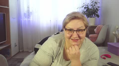 AngelinaGlam online show from December 13, 2024, 12:06 pm