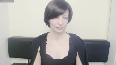 Snapshot of angelinalov_ chatting on February 12, 2025, 7:55 am Angelina online show from February 12, 2025, 7:55 am