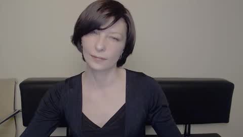 Snapshot of angelinalov_ chatting on February 22, 2025, 1:24 pm Angelina online show from February 22, 2025, 1:24 pm