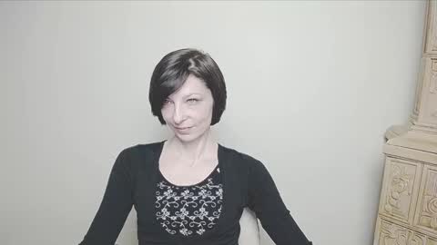 Snapshot of angelinalov_ chatting on February 28, 2025, 8:09 am Angelina online show from February 28, 2025, 8:09 am