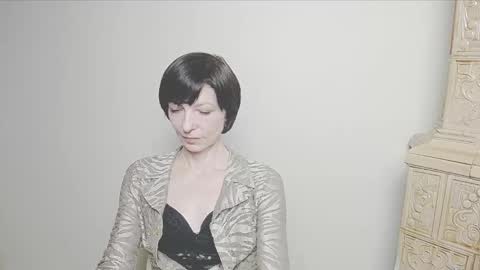 Snapshot of angelinalov_ chatting on March 12, 2025, 10:26 am Angelina online show from March 12, 2025, 10:26 am