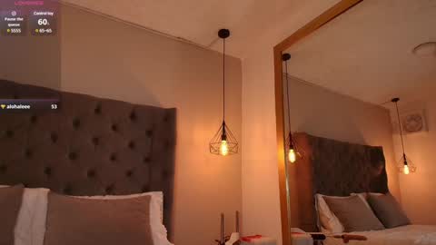 Snapshot of angelinarosss_ chatting on December 5, 2024, 2:22 pm online show from December 5, 2024, 2:22 pm
