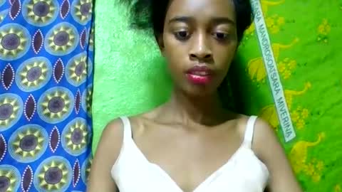 angeline221173 online show from May 18, 2026, 4:13 pm