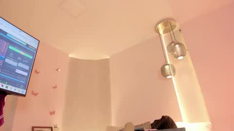 Snapshot of angeline777 chatting on November 12, 2025, 1:22 pm Angeline online show from November 12, 2025, 1:22 pm