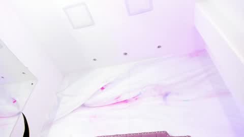 Snapshot of angeline_blake chatting on January 10, 2025, 10:46 pm Angeline online show from January 10, 2025, 10:46 pm