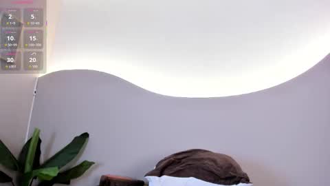 Snapshot of angeline_blake chatting on March 3, 2026, 8:37 pm Angeline online show from March 3, 2026, 8:37 pm