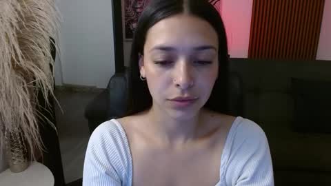 Snapshot of angeline_davies chatting on February 7, 2025, 3:08 pm angeline_davies online show from February 7, 2025, 3:08 pm