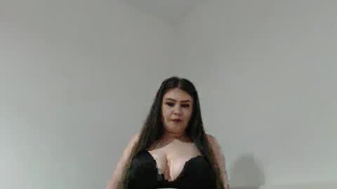 Angelina Diamond online show from May 27, 2026, 1:13 am