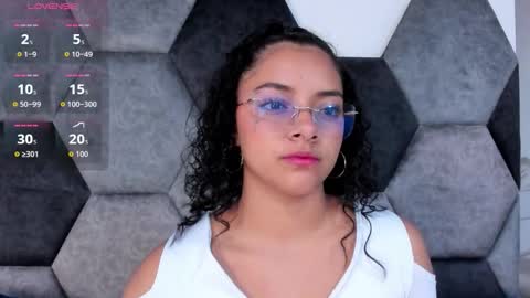 A F R O D I T A online show from November 11, 2025, 11:43 am