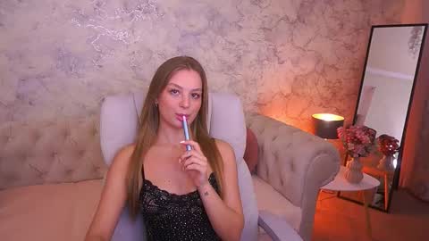 angelleyess online show from December 17, 2025, 1:33 am