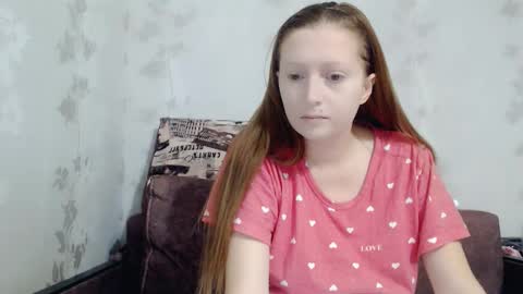 Snapshot of angellllsexy chatting on November 12, 2025, 4:40 pm Galina online show from November 12, 2025, 4:40 pm