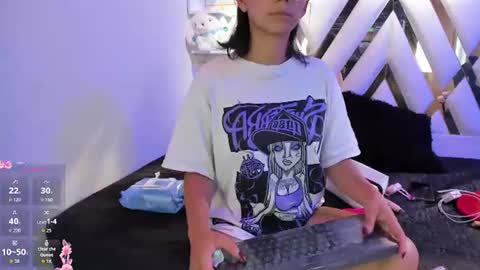 angelly_rouse online show from June 12, 2026, 8:08 pm