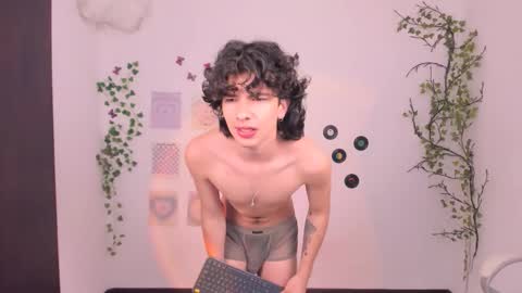 Angel online show from September 16, 2025, 6:31 pm