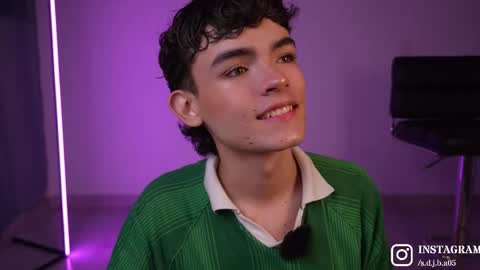 Snapshot of angelocute_ chatting on February 28, 2026, 4:13 am Angelo I work from home this is my room online show from February 28, 2026, 4:13 am