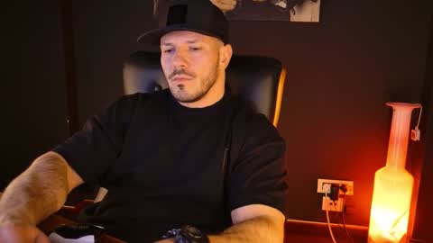 Snapshot of angeloeric chatting on December 17, 2025, 2:23 pm BlackWolf online show from December 17, 2025, 2:23 pm