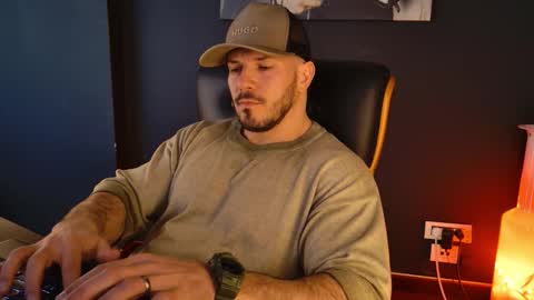 Snapshot of angeloeric chatting on February 27, 2026, 12:38 pm BlackWolf online show from February 27, 2026, 12:38 pm