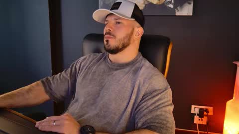 Snapshot of angeloeric chatting on March 16, 2026, 9:35 am BlackWolf online show from March 16, 2026, 9:35 am