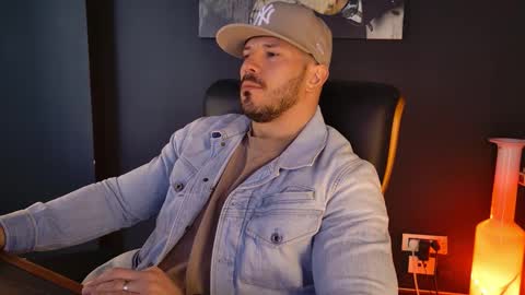 Snapshot of angeloeric chatting on March 21, 2026, 9:58 am BlackWolf online show from March 21, 2026, 9:58 am