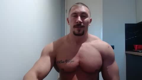 Snapshot of angelofit chatting on October 25, 2025, 1:40 pm ------- SEX SHOW WITH GUYS AND GIRLS MUSCLE SHOW online show from October 25, 2025, 1:40 pm