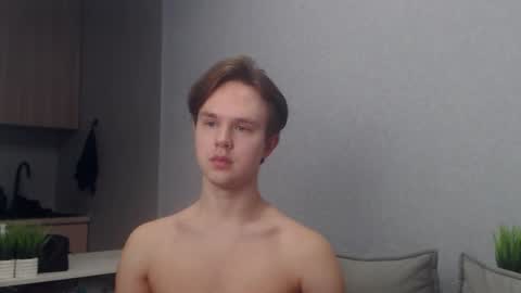 Snapshot of angelraaay chatting on February 6, 2026, 9:23 am Angel online show from February 6, 2026, 9:23 am