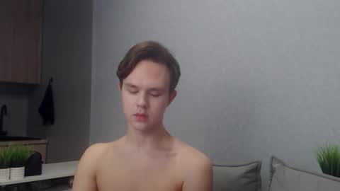 Snapshot of angelraaay chatting on February 26, 2026, 10:25 am Angel online show from February 26, 2026, 10:25 am