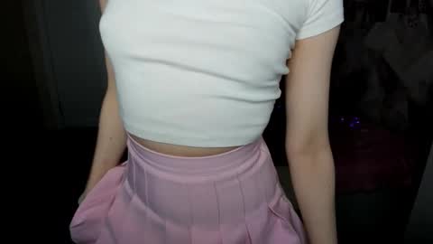 Yana online show from November 9, 2025, 11:14 pm