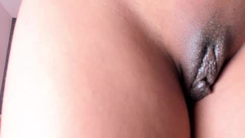 Angela online show from February 9, 2025, 2:50 pm