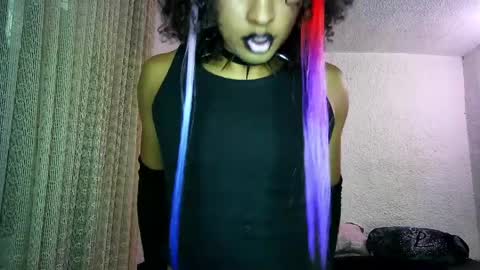   online show from April 1, 2026, 1:41 pm