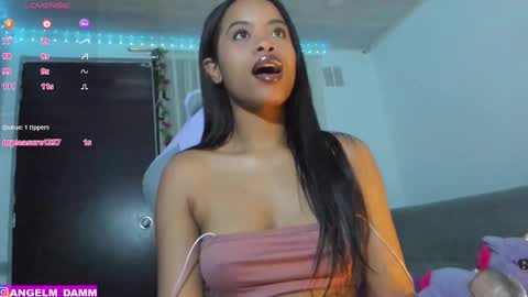 Snapshot of angelsmia_ chatting on March 8, 2025, 3:50 am MIA available content ask online show from March 8, 2025, 3:50 am