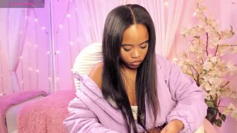 Snapshot of angelsmia_ chatting on February 17, 2026, 3:47 am MIA available content ask online show from February 17, 2026, 3:47 am