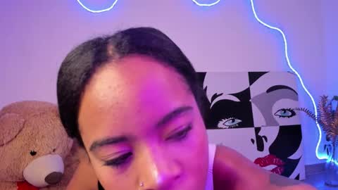 Snapshot of angelsmia_ chatting on February 23, 2026, 12:09 am MIA available content ask online show from February 23, 2026, 12:09 am