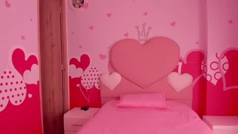 Angel  online show from February 13, 2025, 12:21 pm