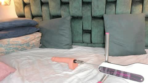 ANGIE online show from January 22, 2025, 5:28 pm