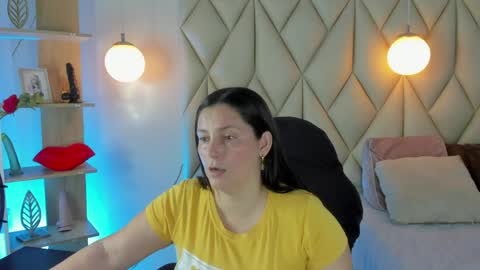 ANGIE online show from April 6, 2026, 2:18 pm