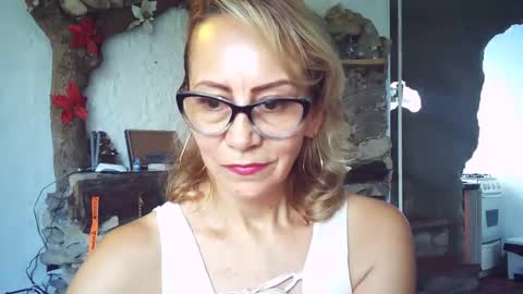 angelycute476334 online show from October 24, 2025, 8:16 pm