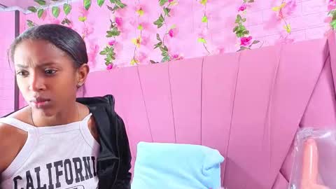 Snapshot of angeyapetite chatting on December 18, 2025, 12:22 pm Anyega online show from December 18, 2025, 12:22 pm