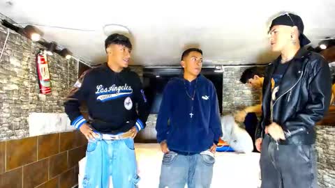 anghelytos online show from October 12, 2025, 9:14 pm