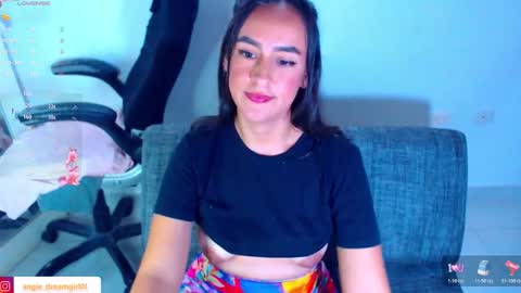 Snapshot of angie_dreamgirl chatting on March 8, 2026, 11:19 pm IG angie dreamgirl01 online show from March 8, 2026, 11:19 pm