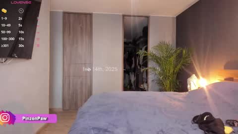 angie online show from February 14, 2025, 8:37 pm