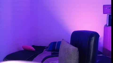 VALENTINA online show from March 9, 2025, 5:11 am