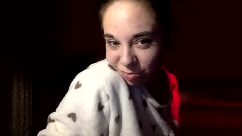 Angel Cute online show from July 9, 2026, 9:08 pm